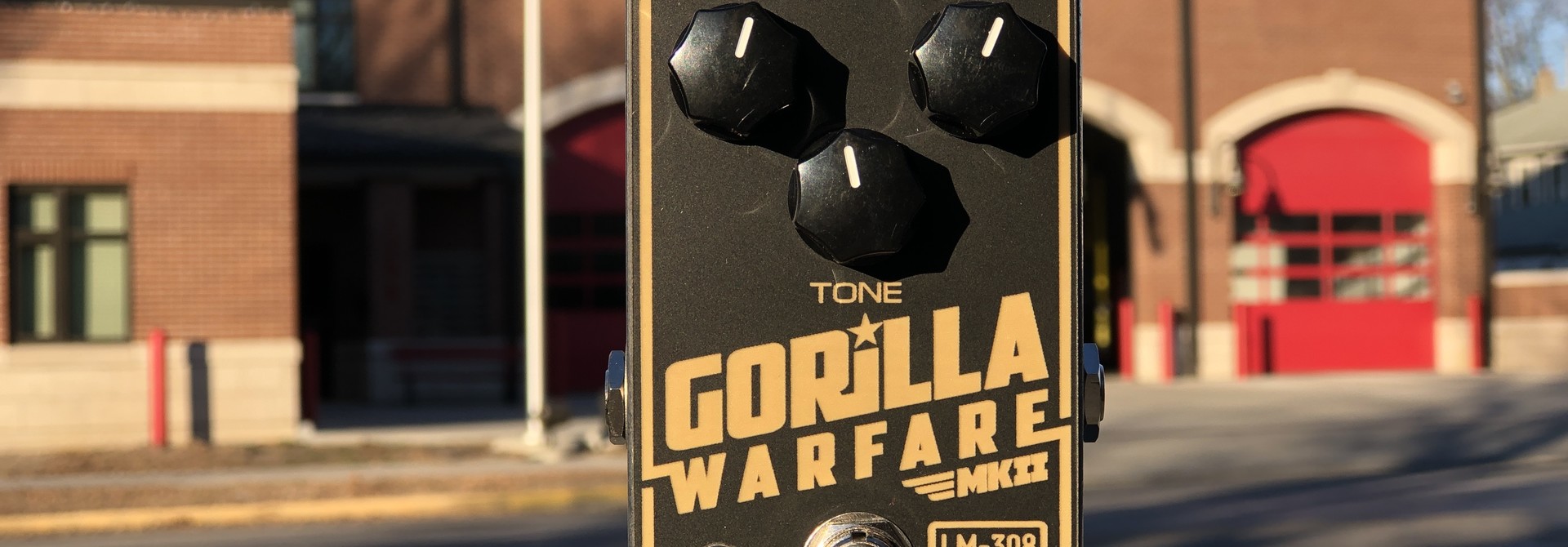 Greer Amps Gorilla Warfare MKII Fuzz (LM308)
