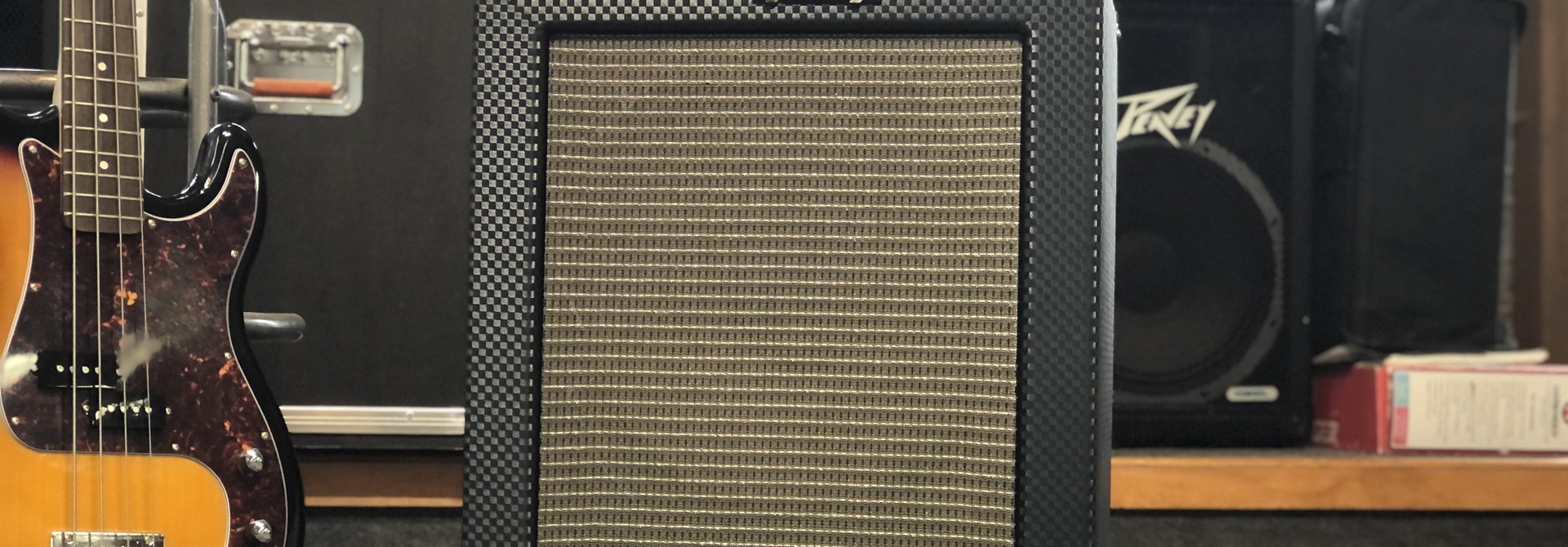 Ampeg B-100R Rocket Bass Amp w/ Casters