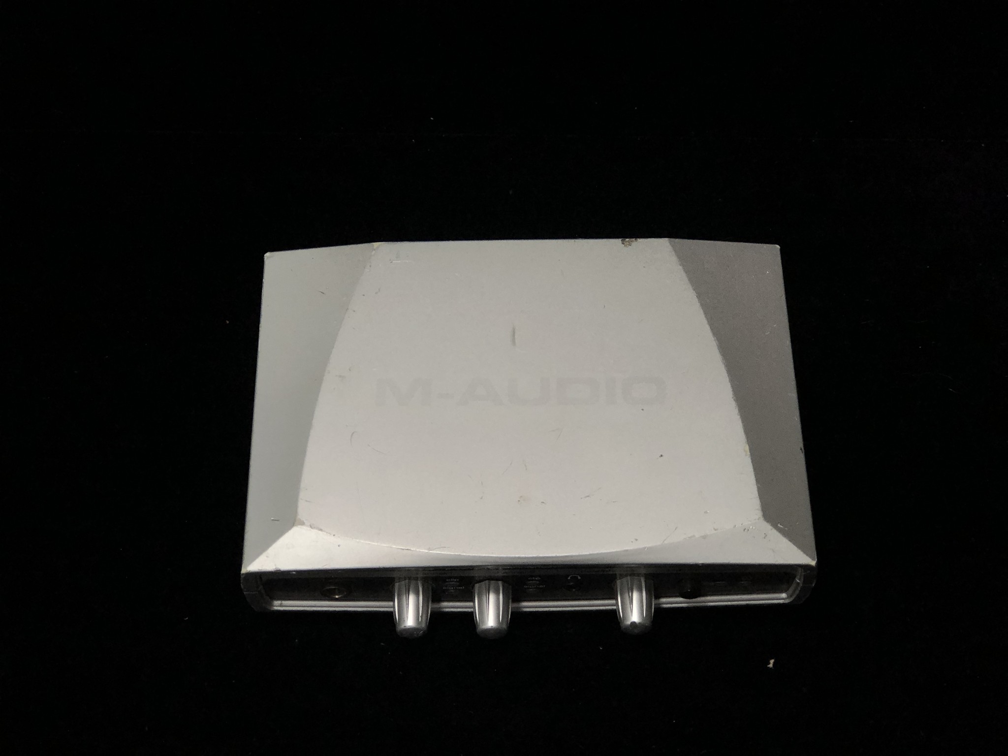 M-Audio 200F MobilePre USB preamp & audio Interface-2