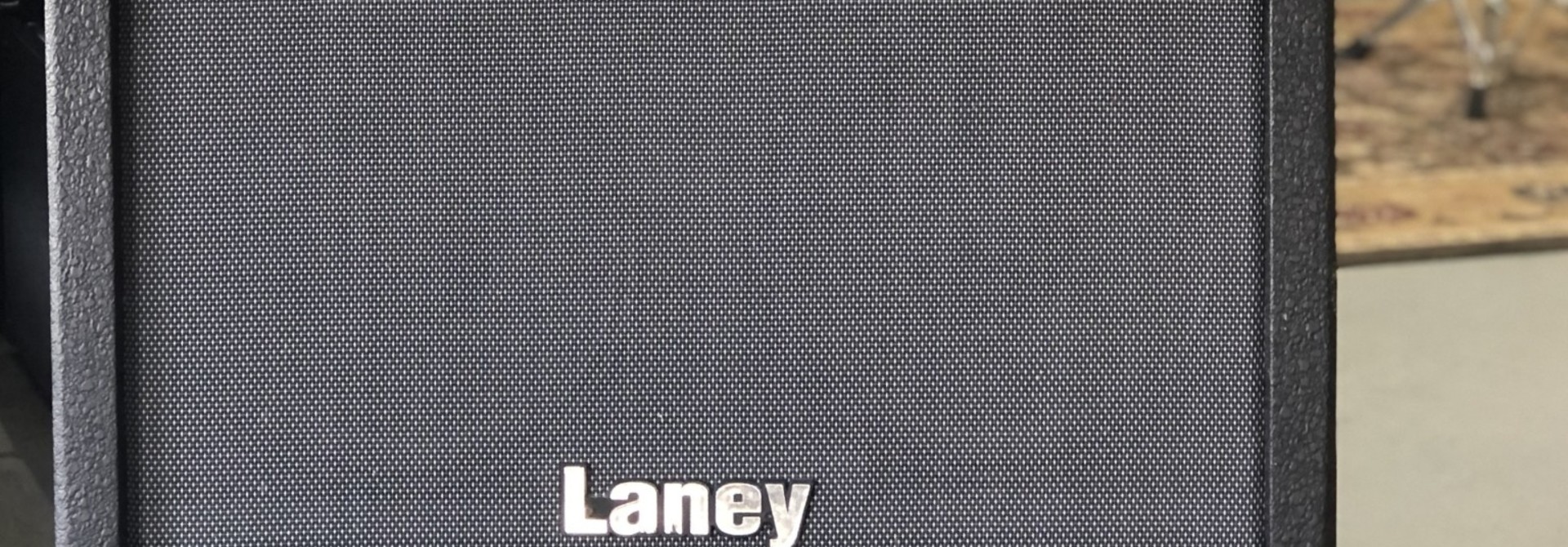Laney TubeFusion TF700 amp head & cab