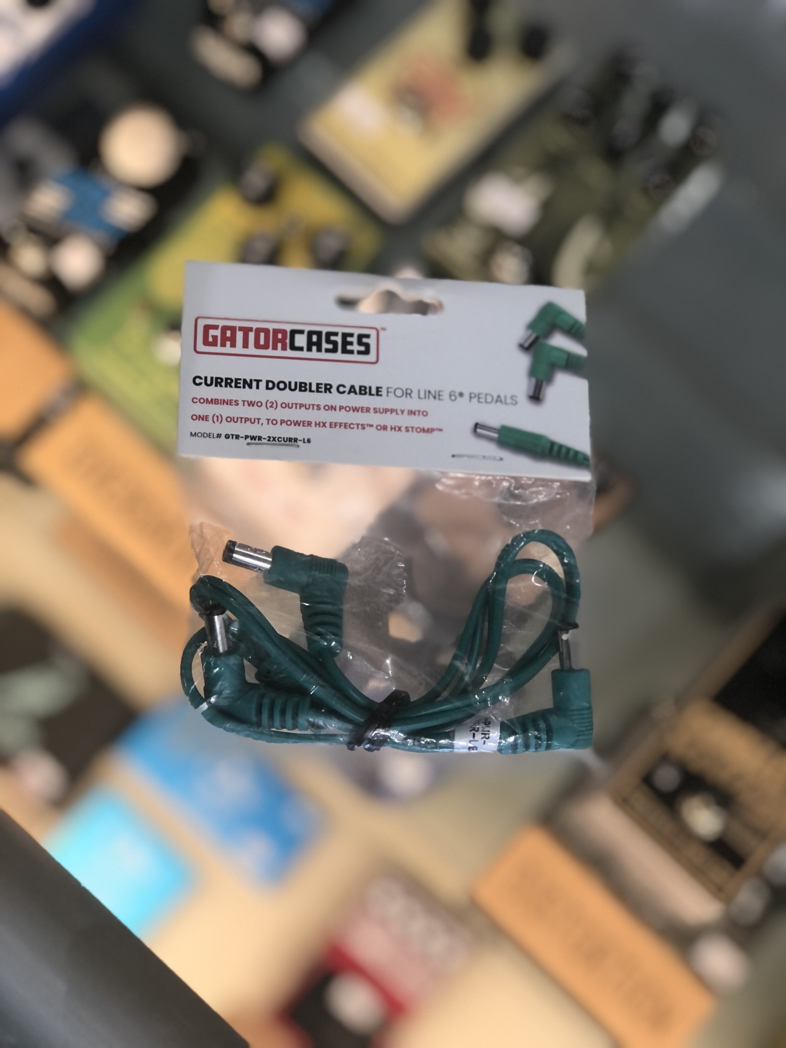 Gator Cases Current Doubler Cable for Line 6 Pedals-1