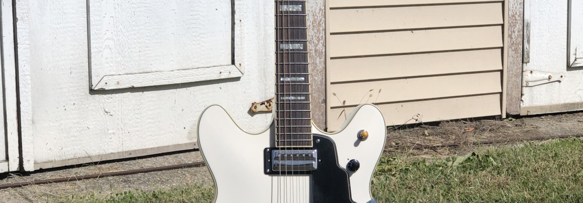 Guild Starfire SF-V 2016 White w/ Bigsby & Hardshell Case