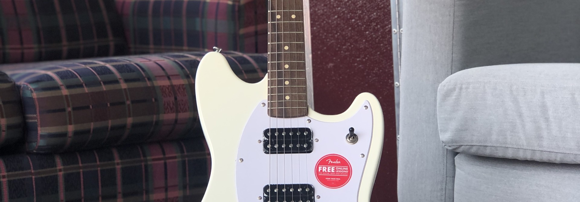 Squier FSR Bullet Mustang HH Olympic White B-Stock