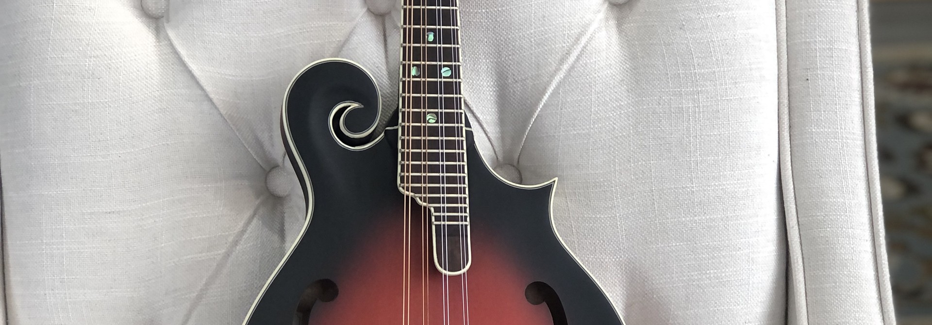 MIcheal Kelly Legacy Festival Mandolin w/ Hardshell Case MKLFSTB