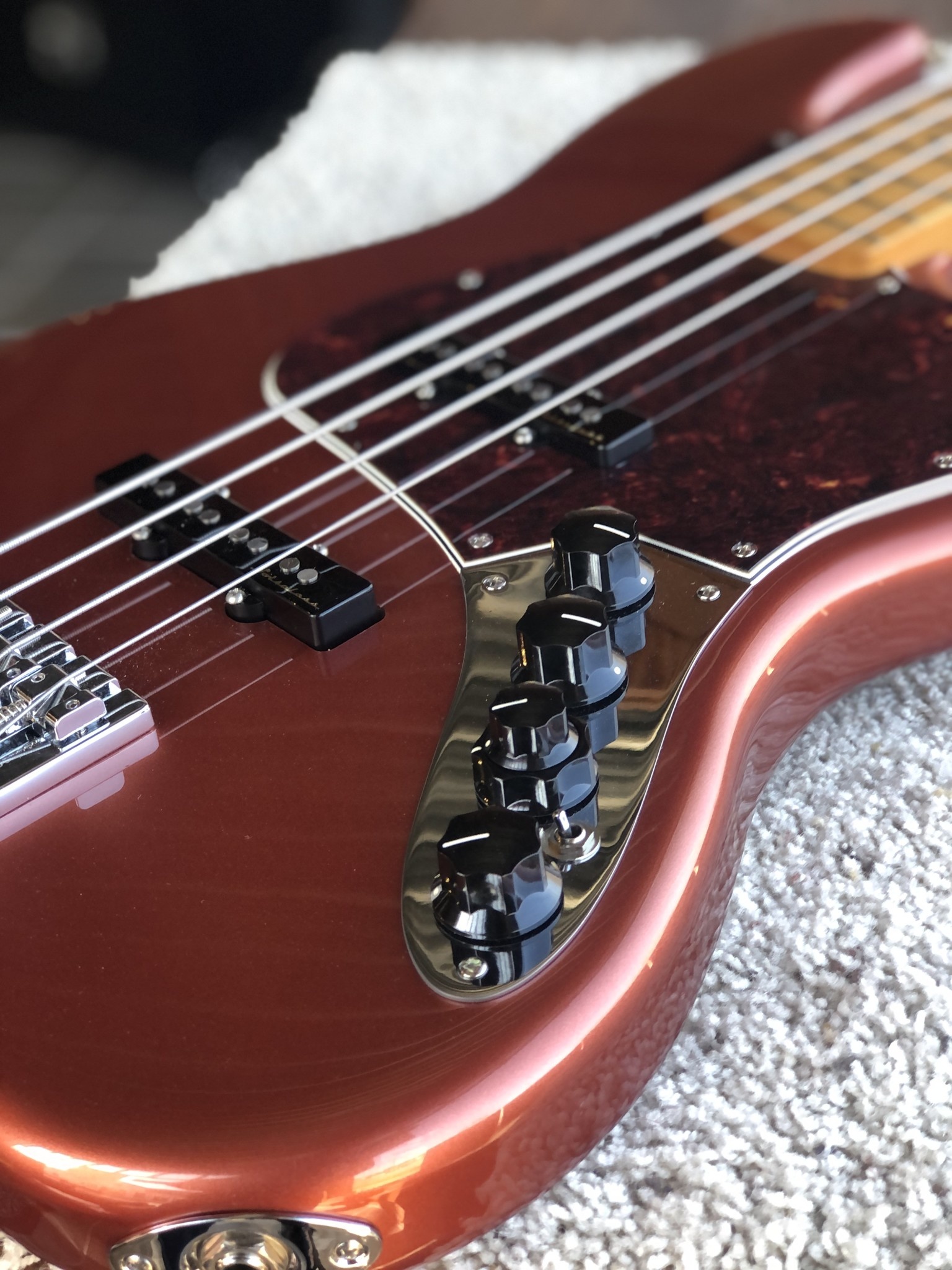 2021 Fender Player Plus Active Jazz Bass - Aged Candy Apple Red-9