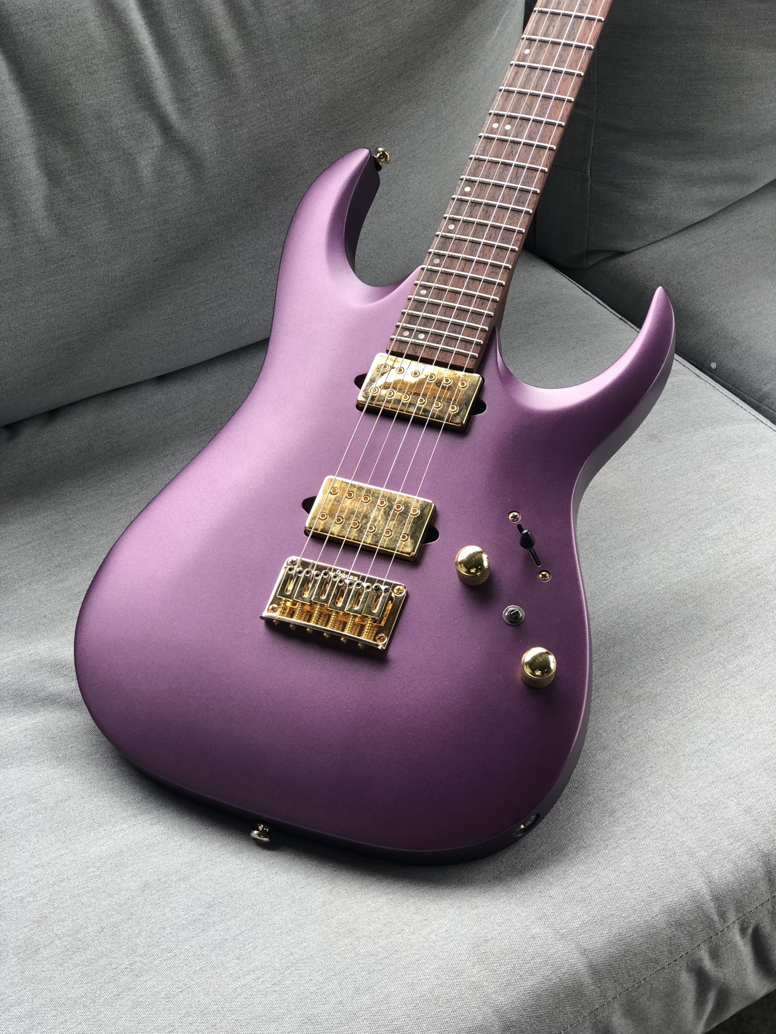 Ibanez RGAR42HP Standard Purple Matte-1