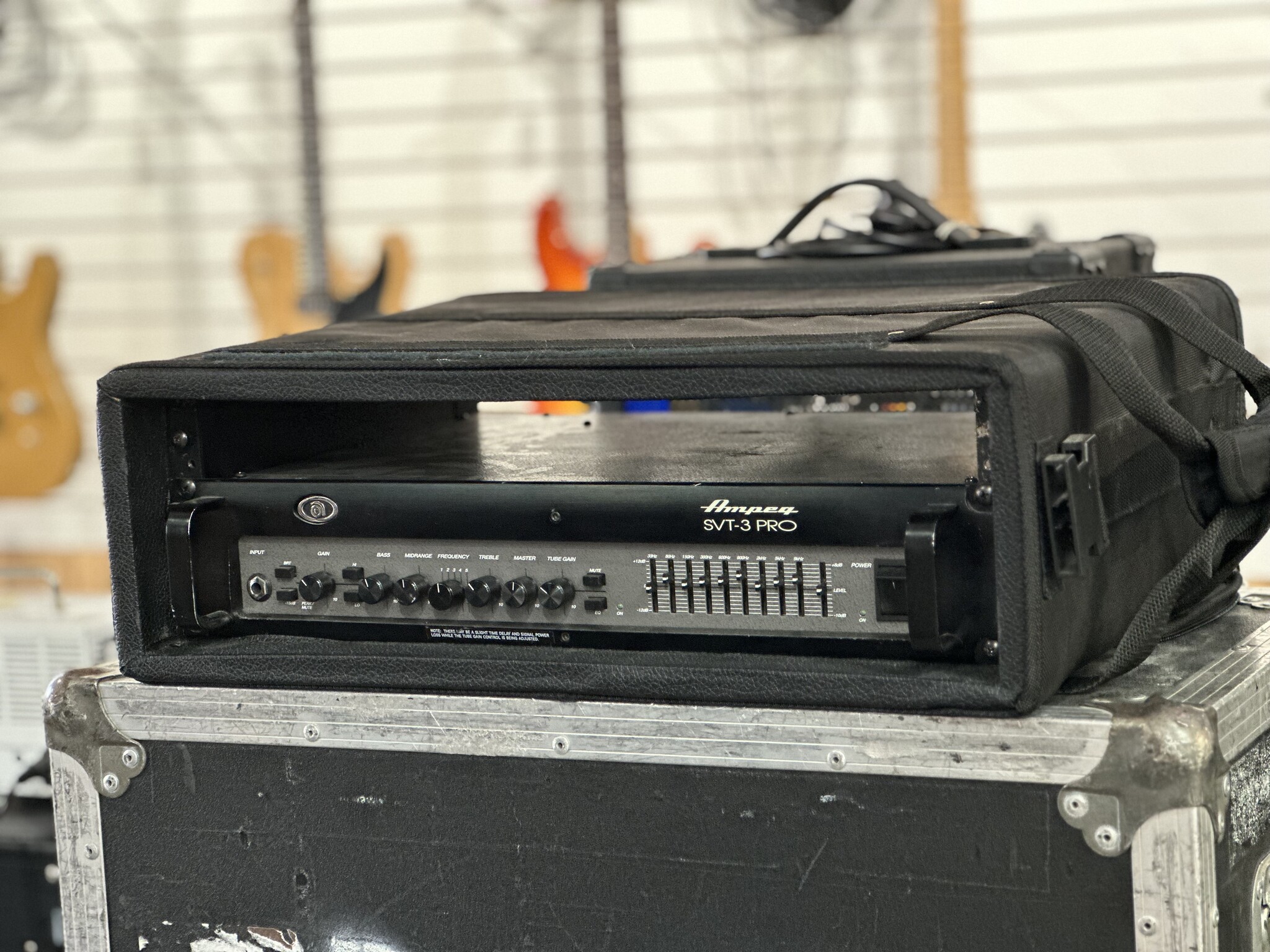 Ampeg SVT-3 Pro Head with Case