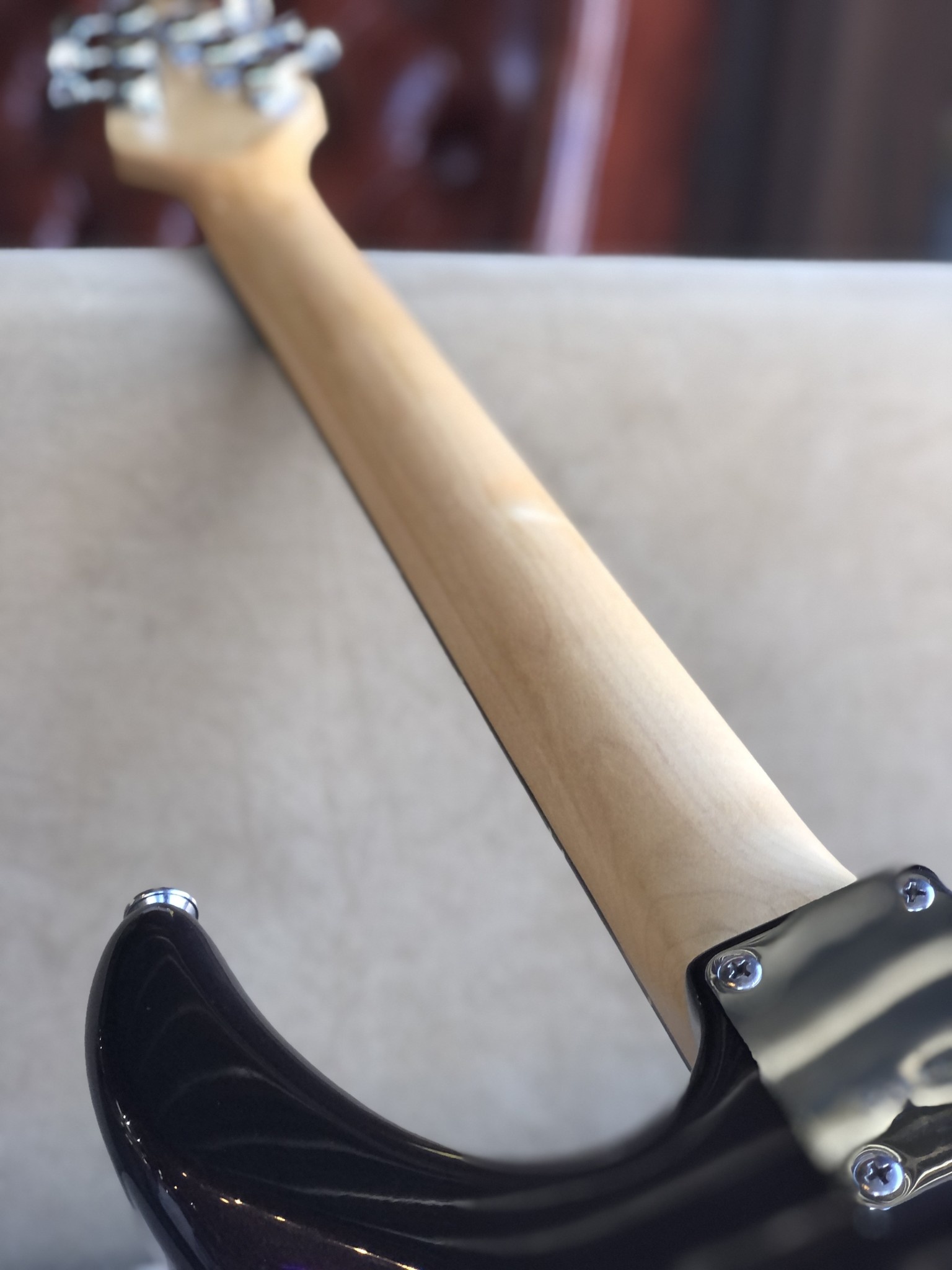Peavey Predator Plus Electric Guitar Sunburst - Evolution Music