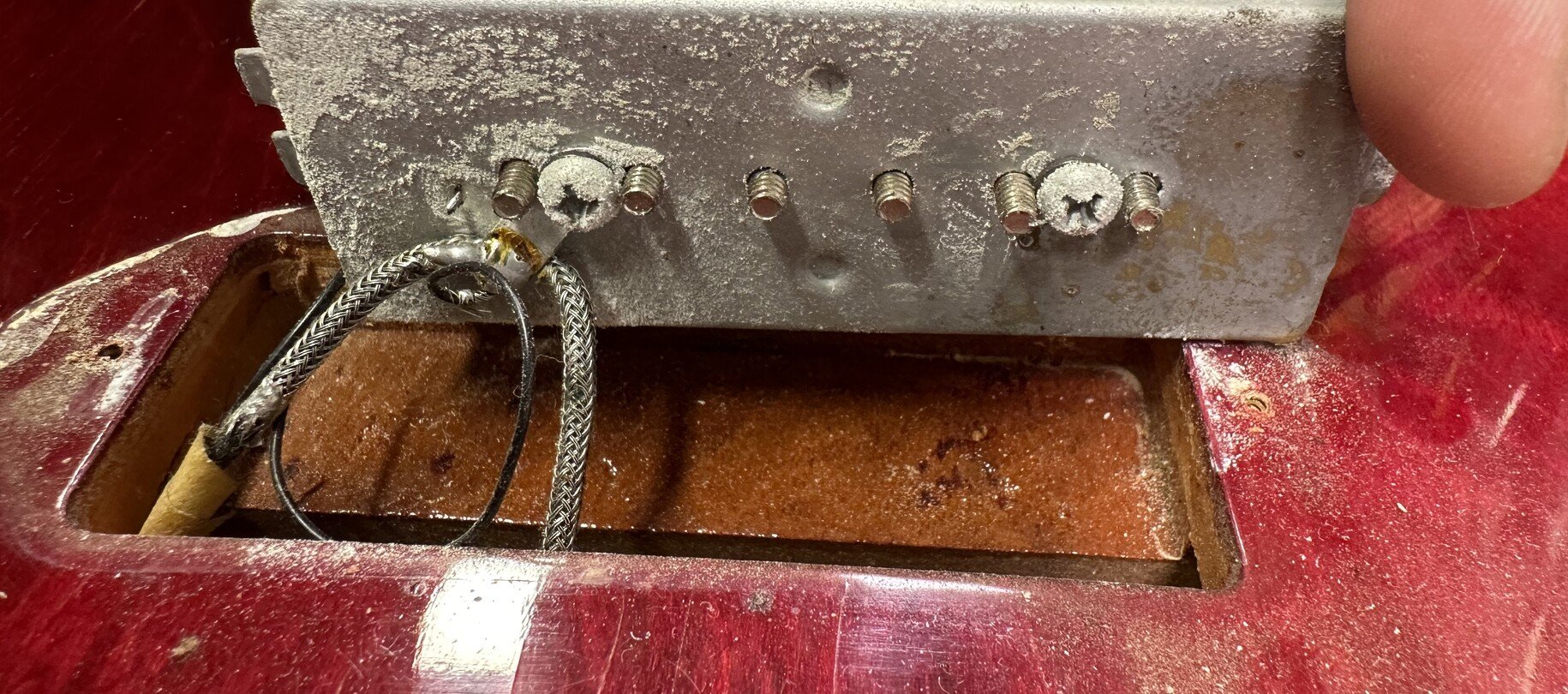 GUITAR ELECTRONICS REPAIR