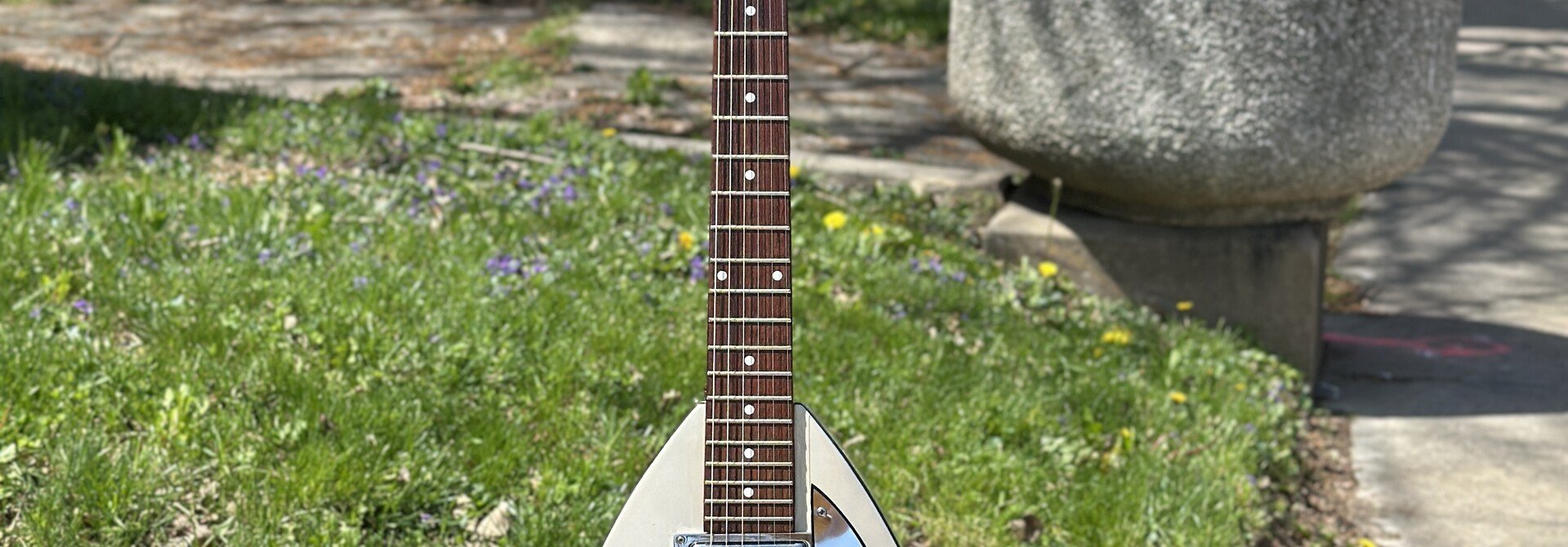 2005 Vox Phantom 413 - Teardrop Hollowbody with Filtertron and Vibrato