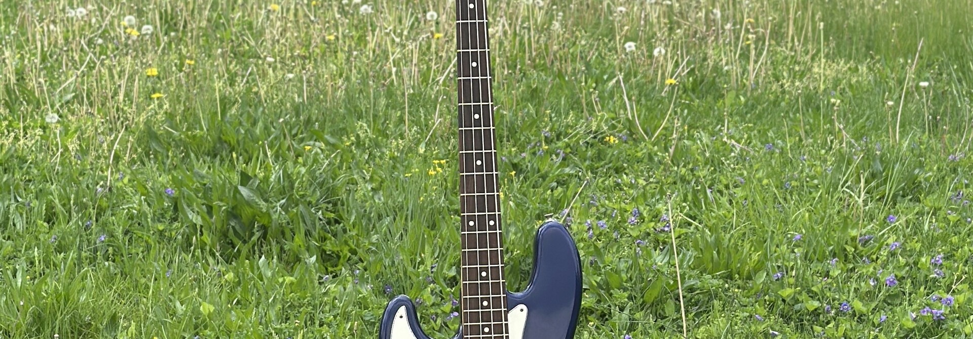 1999 Fender Jazz Bass, Left-Handed - MIdnight Blue