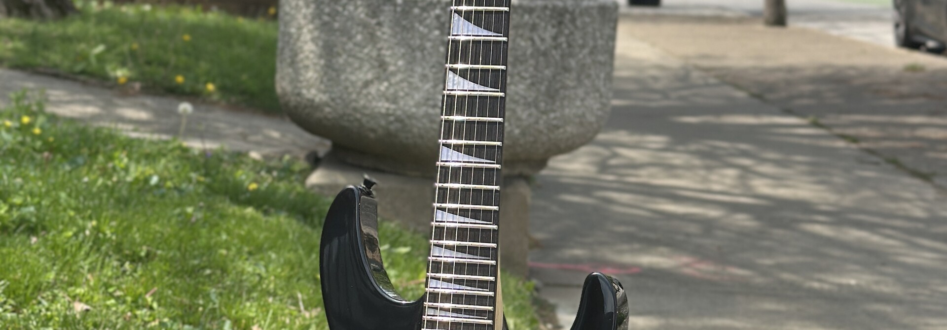 Jackson Minion Dinky JS1X