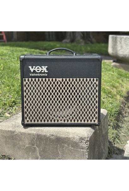 Vox AD30VT Valvetronix 1x10 1-30watt Combo Amp