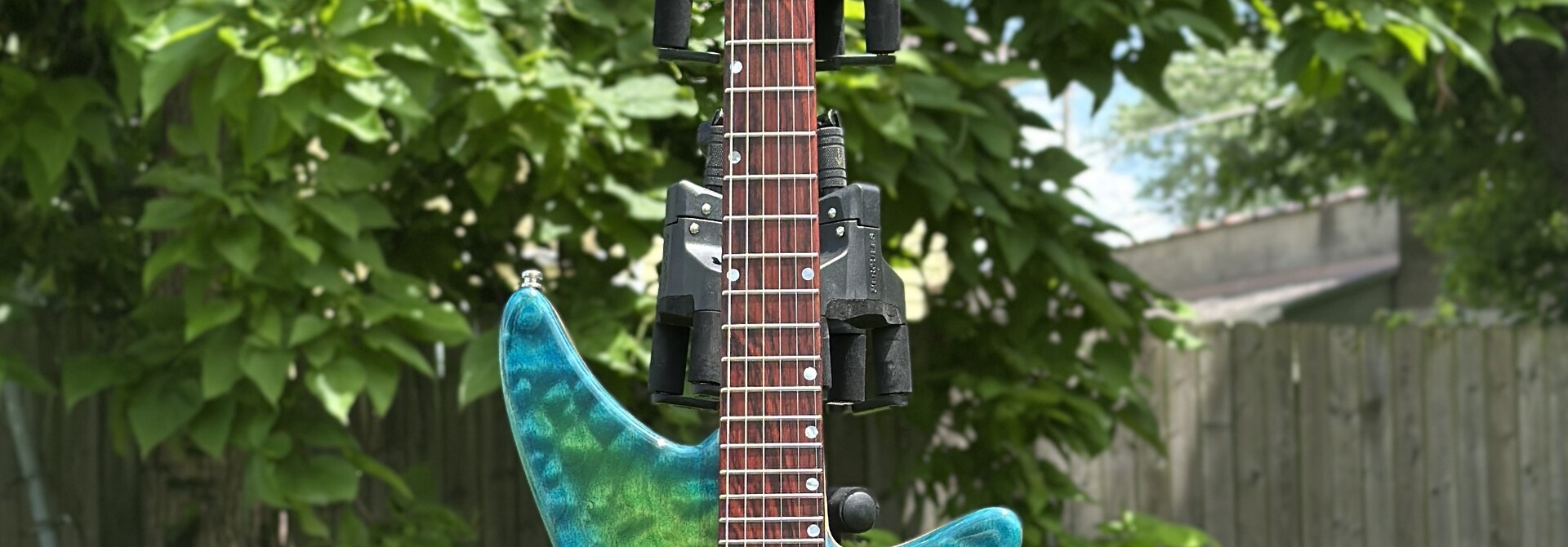 Bridge Builder Guitars - Quilted Maple Blue-Green Hornet