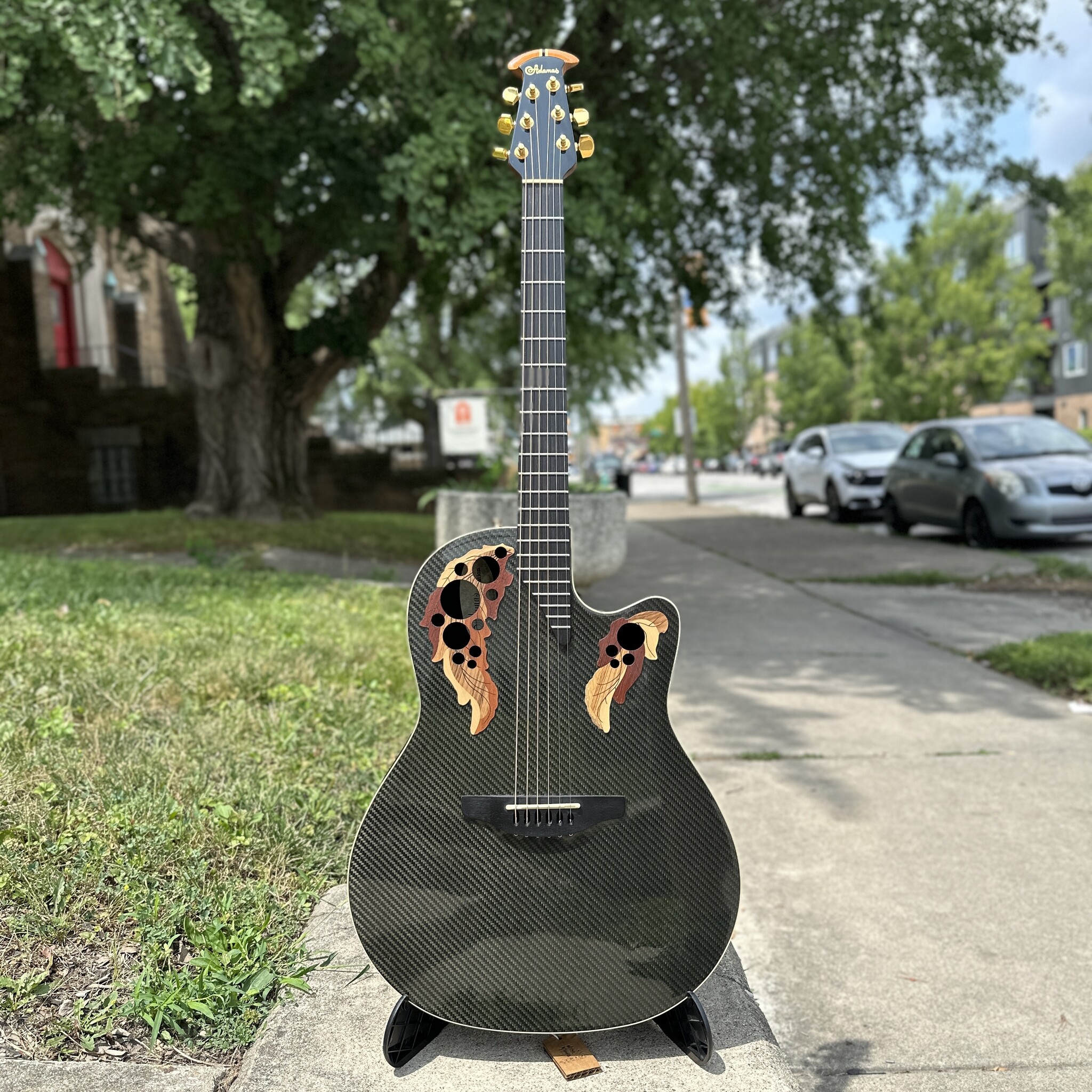 Ovation Adamas W597 Carbon Fiber Top - Indy String Theory LLC