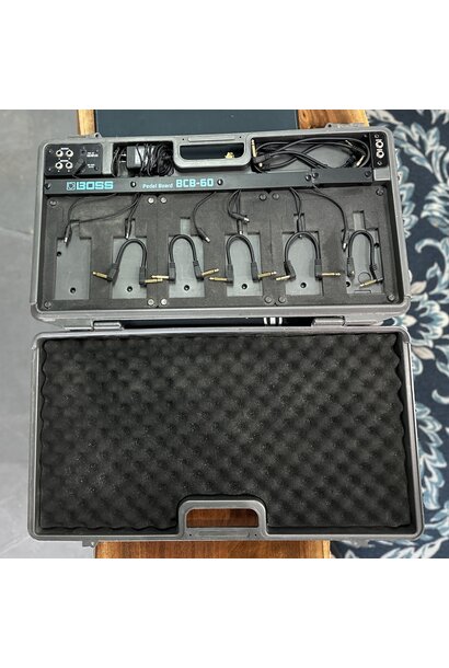 Boss BCB-60 Pedalboard Case/Power Supply w/ Cables