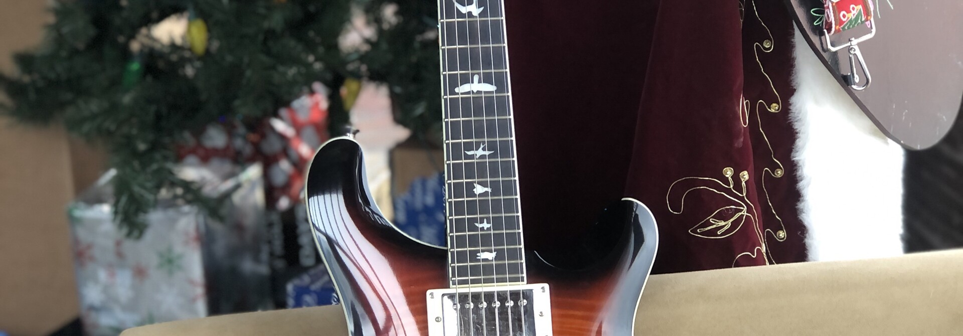 PRS SE Hollowbody II - Sunburst with Case