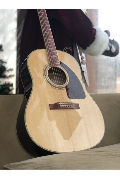 Epiphone J-45 Studio