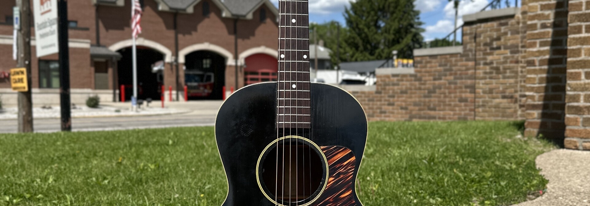 1941 Gibson L-00 Ebony