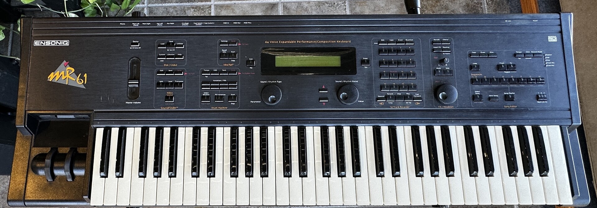 Ensoniq MR-61 Expandable Keyboard