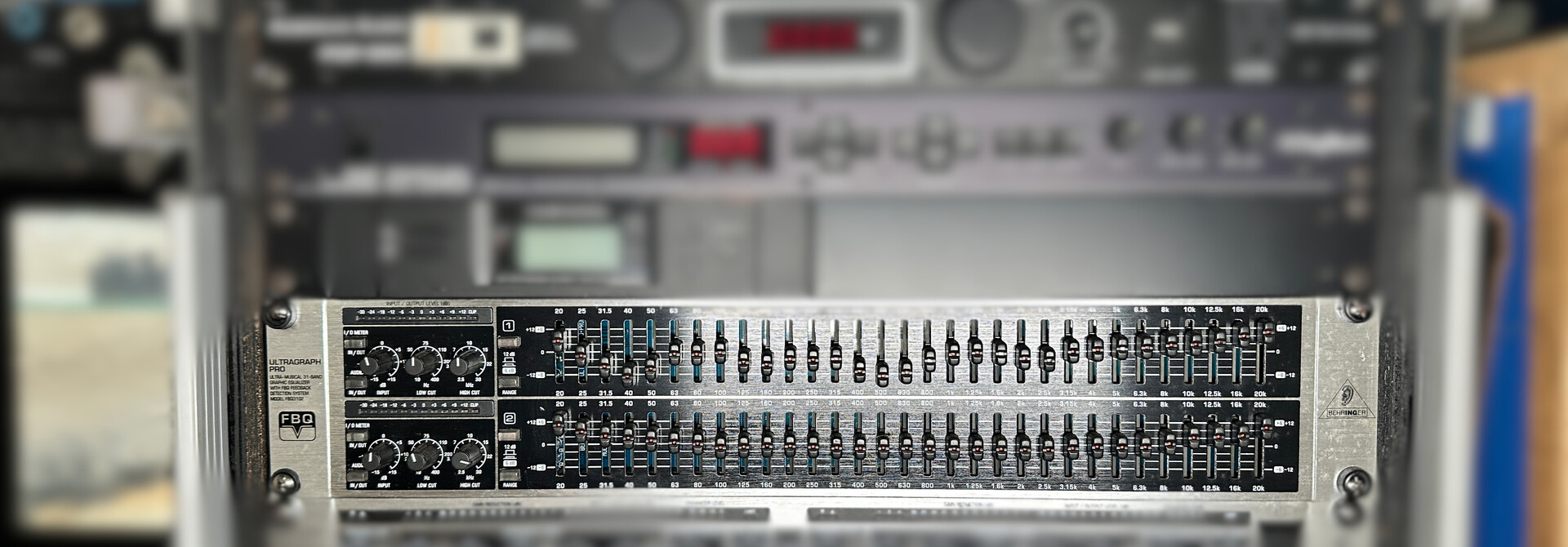 Behrigner Ultragraph Pro FBQ3102 31-Band Stereo Graphic EQ