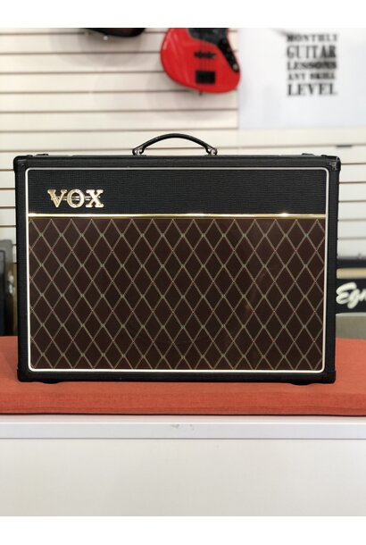2020 Vox AC15C1: 15 Watts, Single 12″ Celestion G12M Greenback Speaker