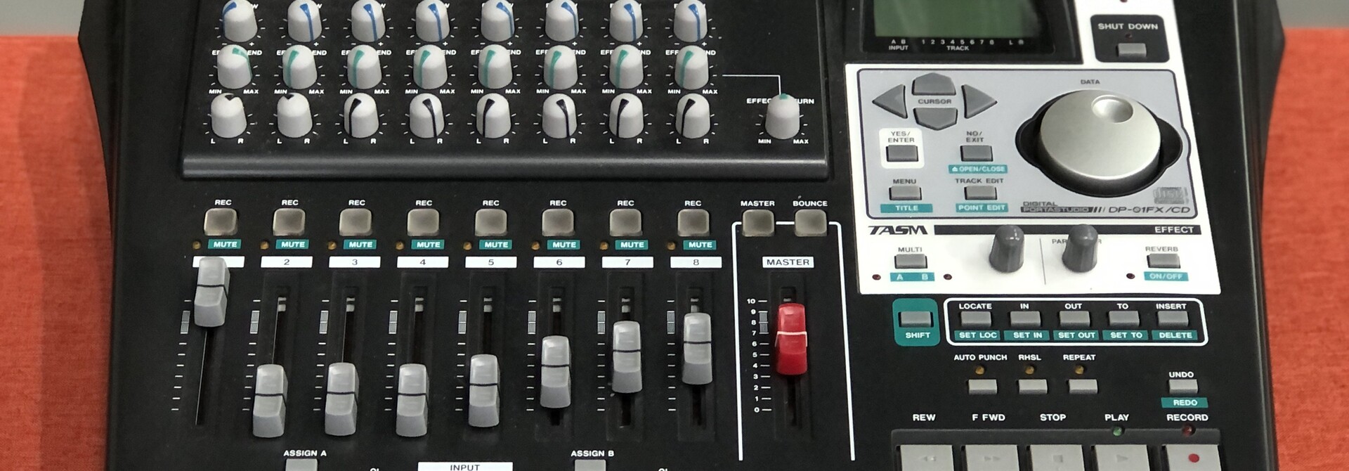 TASCAM Digital Portastudio DP-01FX/CD