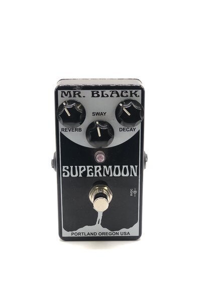 Mr. Black Supermoon