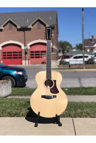 Eastman AC330E-12 Acoustic w/case
