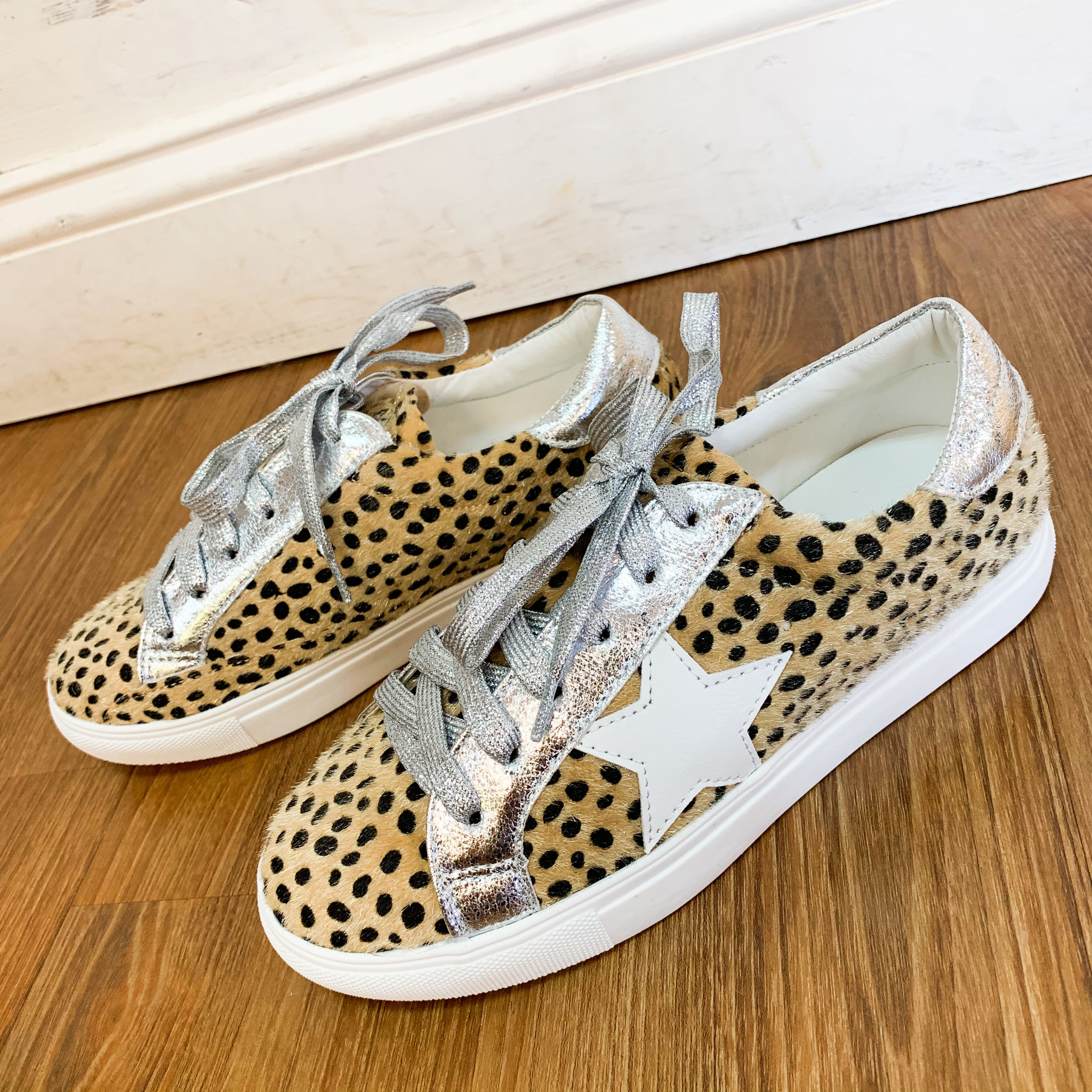 nature breeze star sneakers
