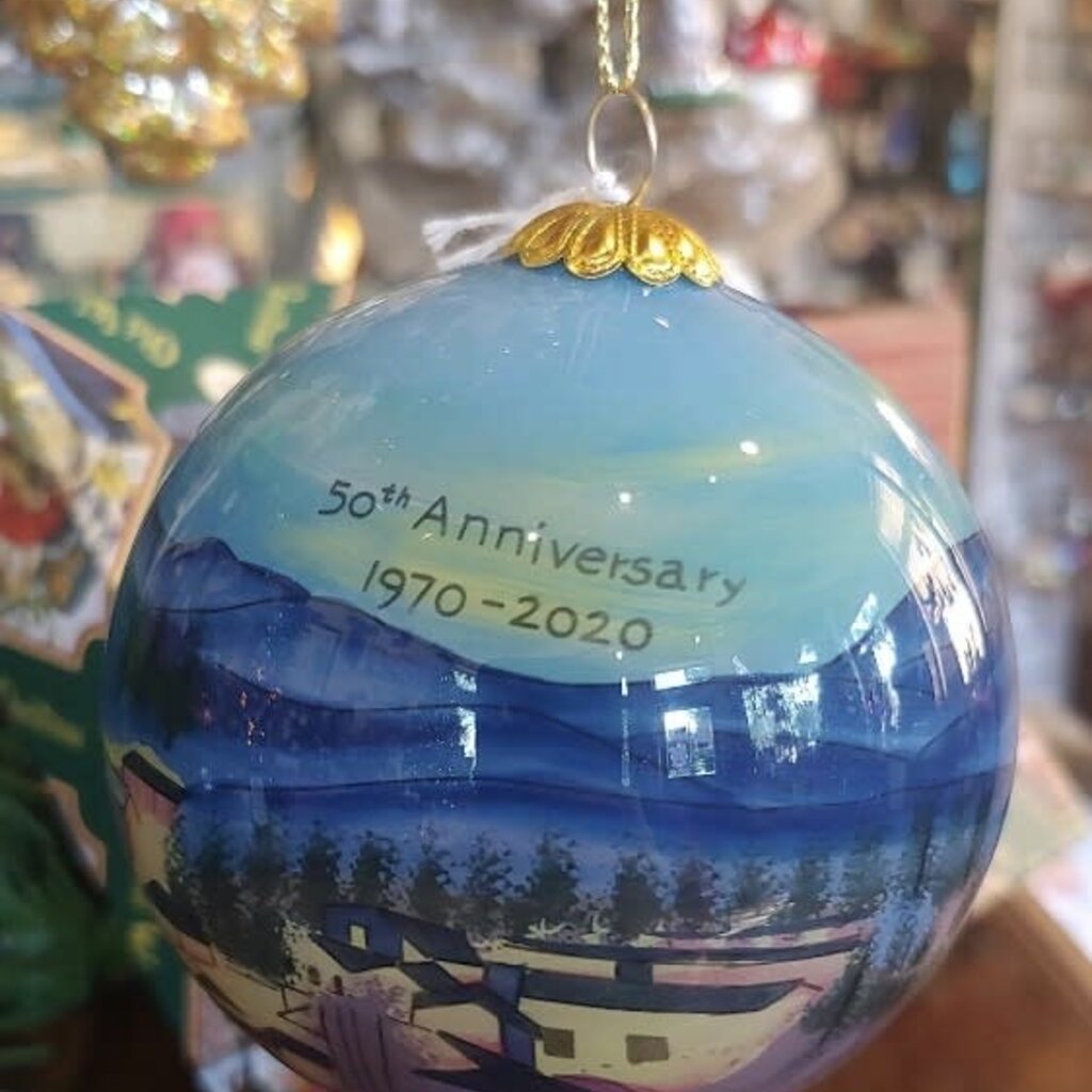 The Christmas Shoppe Ornaments 