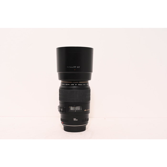 Canon 100mm Macro F/2.8 USM
