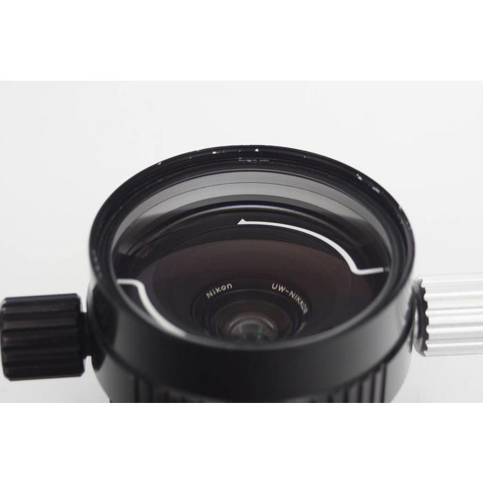 Nikon UW - Nikkor 28mm f/3.5