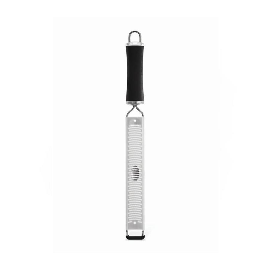 Râpe à fromage en acier inoxydable avec manche en bois naturel pour parmesan, citron, gingembre, fromage, muscade, pommes de terre, chocolat et ail, petite taille Râpe à fromage en acier inoxydable avec manche en bois naturel pour parmesan, citron, gingembre, fromage, muscade, pommes de terre, chocolat et ail, petite taille