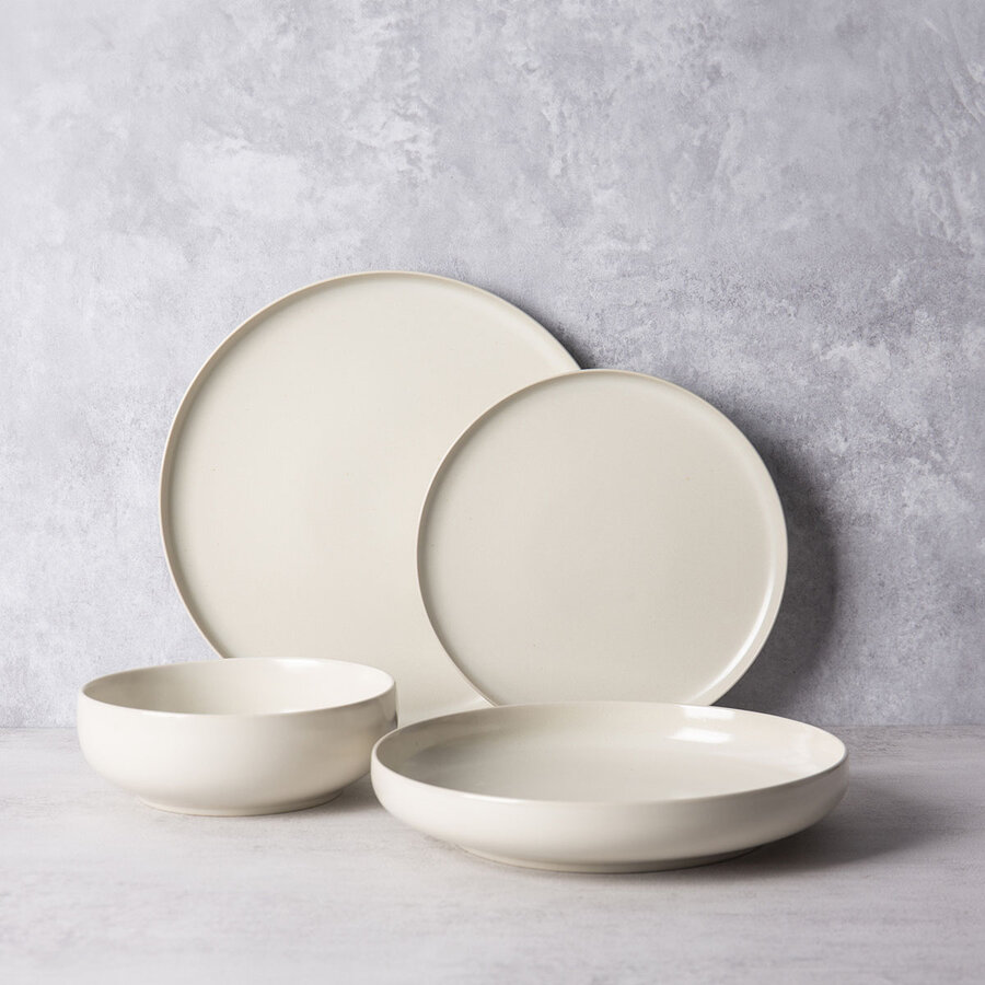 RICARDO Salad Plate - Photo 1