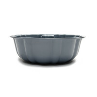 Bundt pan