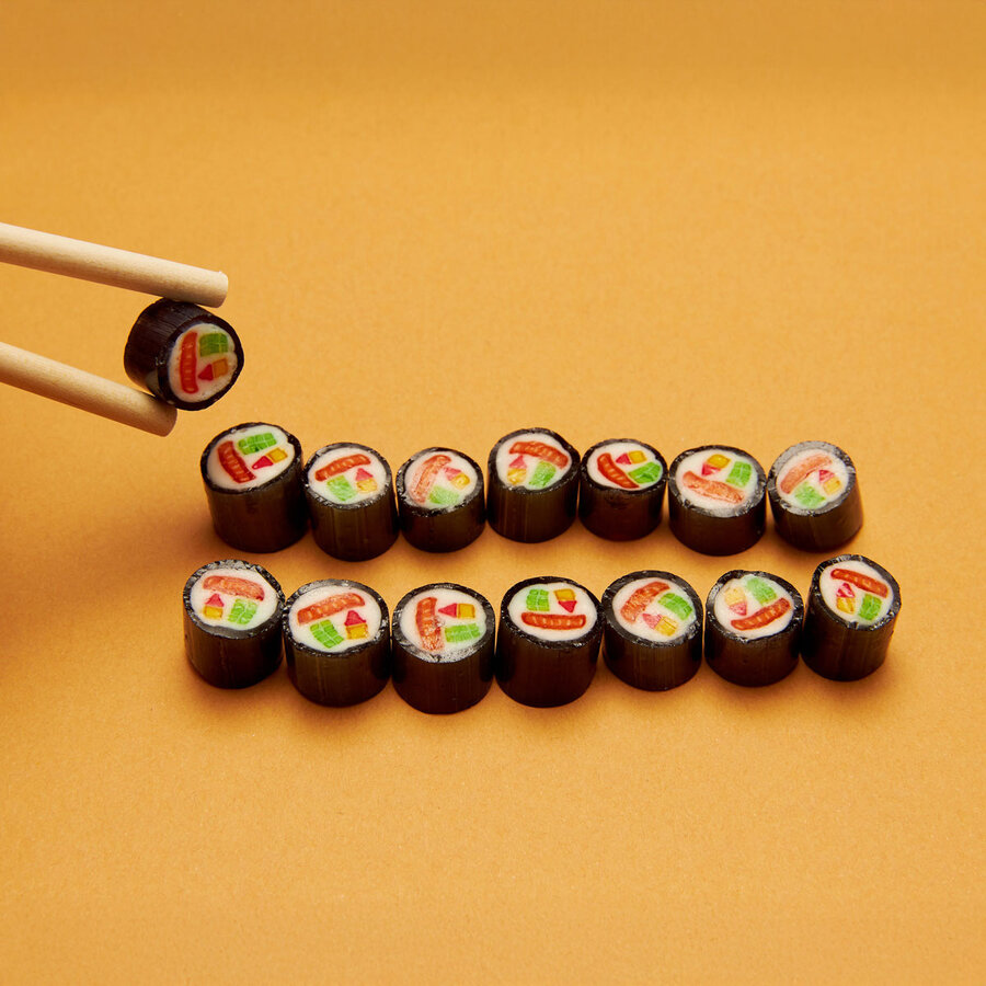 Strawberry and Kiwi Candy Sushi Kit - Photo 0
