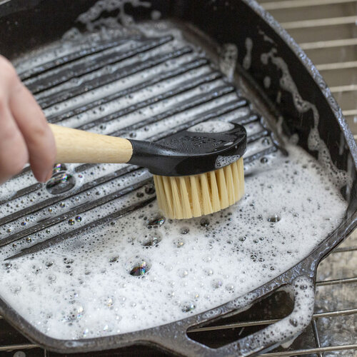 Lodge Scrub Brush