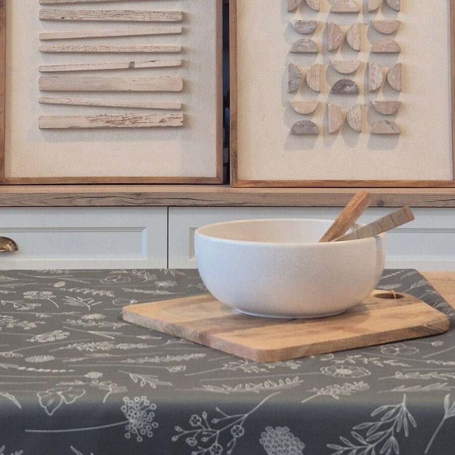 Megan Tablecloth 60 x 90 inches - Photo 1