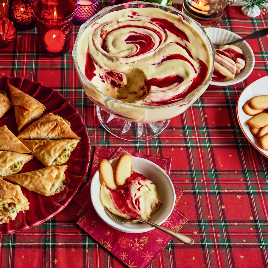 Nappe de Noël à carreaux rouges 60 x 84 po - Photo 1