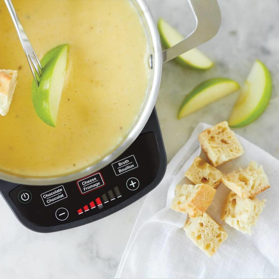 Service à fondue au fromage