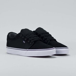 Chukka Low Men'S Suede Skate Shoes - Black/True White