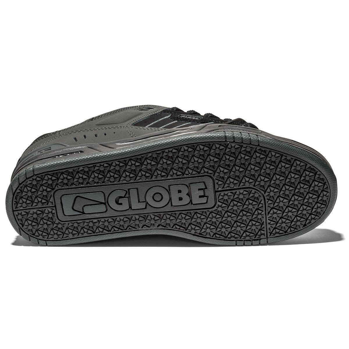 globe fusion skate shoes