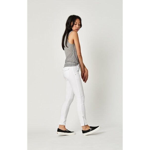 MAVI Ivy in White Twill Slim Cargo Pants
