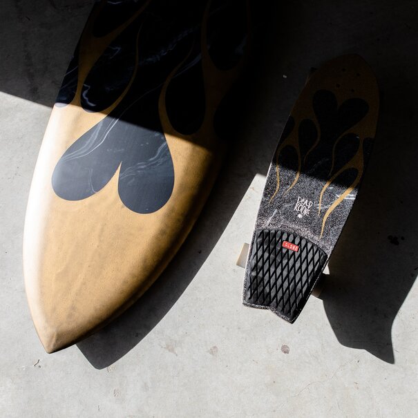 Globe Shoes and Skateboards Globe 30" Sun City DK Gold Marble Longboard