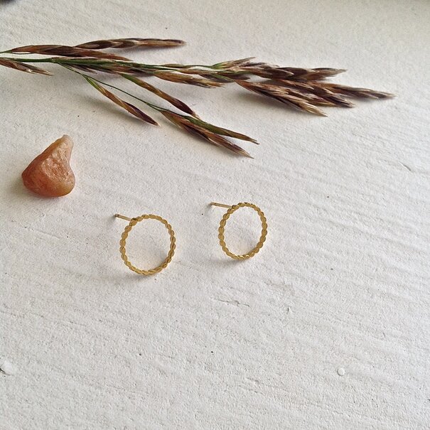 Pika & Bear Chord Modernist Hoop Stud Earrings Gold