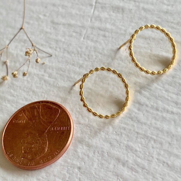 Pika & Bear Chord Modernist Hoop Stud Earrings Gold