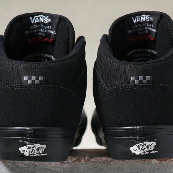 Vans Footwear MN Half Cab Skate Shoe Black