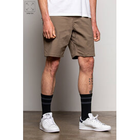 Mens Everywhere Hybrid Short Tobacco