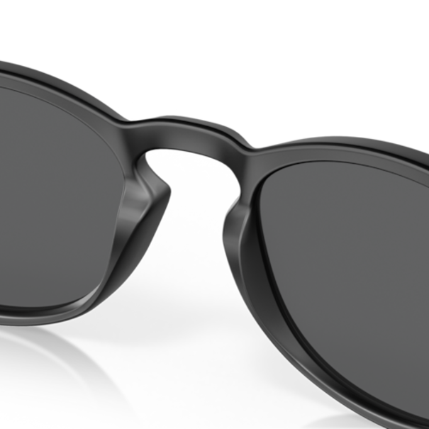 Oakley Latch Matte Carbon With Prizm Black Lenses